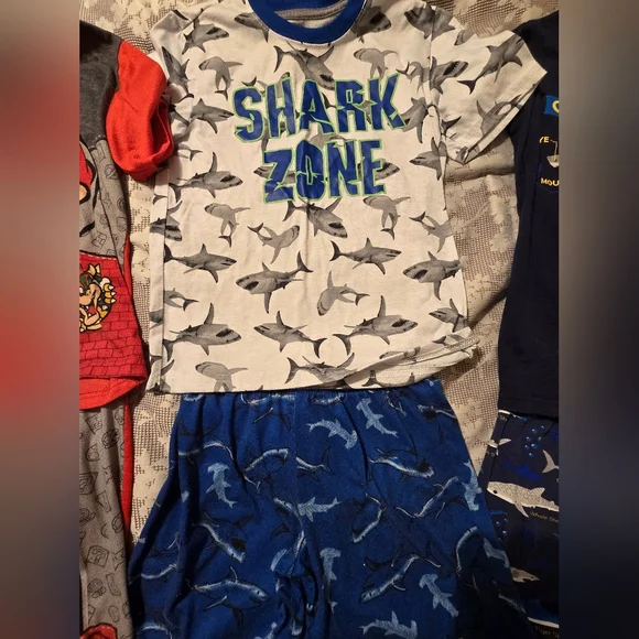 Kids Character Pajama Set - Picture 4 of 7